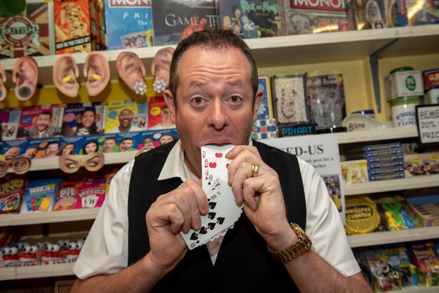 U-Need-Us 95th Anniversary - Card magician Roy Charles