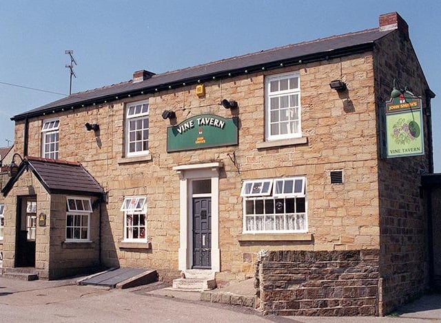 The Vine Tavern, Mosborough, May 15, 1998