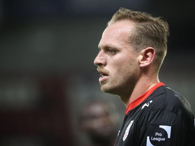 Zulte Waregem are expected to trigger a clause that will turn Leeds United flop Laurens De Bock’s loan spell into a permanent move. (Football Insider)