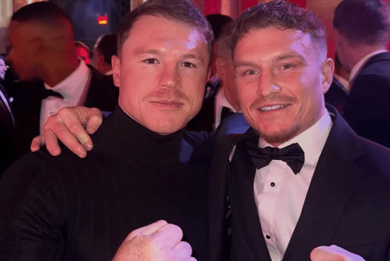 Dalton Smith hears encouragement from boxing royalty