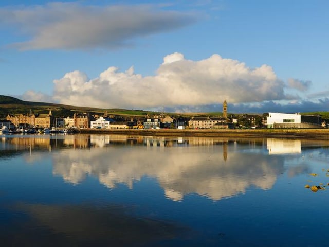 The former 'whisky capital' of Scotland retains much of its glory and is still considered to be a worthy pilgrimage for many whisky fans. A charming little seaside town, even non-whisky fans will relish a trip there.