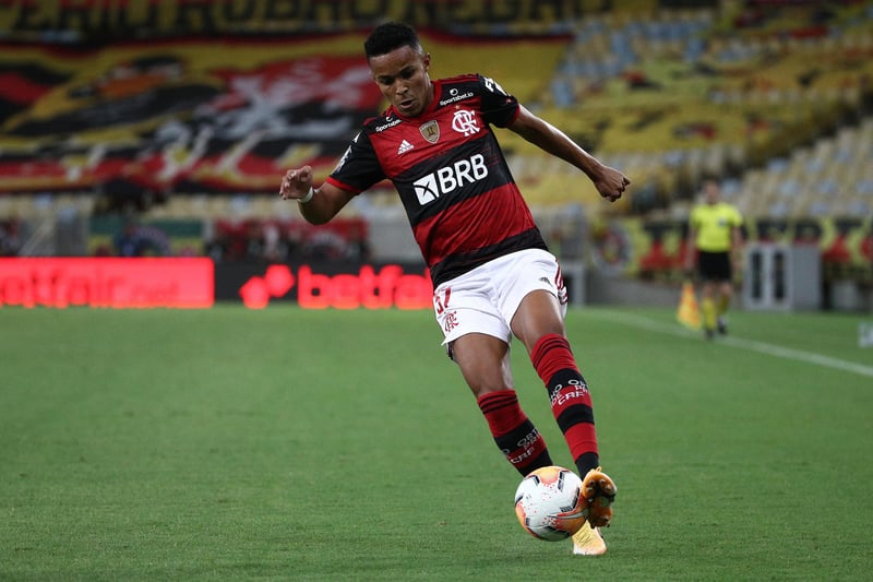 Huddersfield Town are rumoured to be in 'advanced' negotiations to sign Flamengo starlet Lazaro. The 19-year-old, who has been capped at U17 level for Brazil, is also said to be on Birmingham City's radar. (The 72)