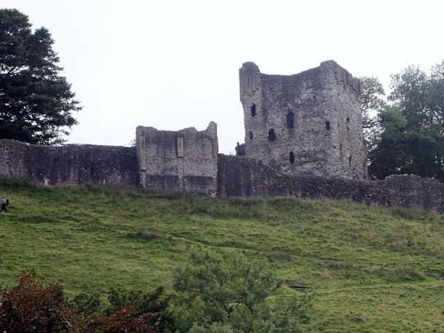 The 271/272 bus services, operated by First and Hulleys of Baslow, take you from Sheffield into the heart of the Peak District at Castleton, via Ecclesall, Hathersage, Bradwell and Hope. Pictured are the ruins of Peveril Casyle, overlooking the pictureque village of Castleton.