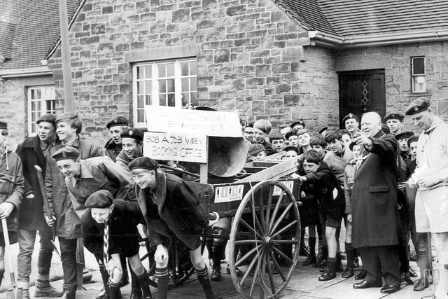 The Lord Mayor, Ald Smith, lends a hand at John Eaton's Almshouses, Bunting Nook, Sheffield, as part of the Scouts Bob-a-Job week,  April 17, 1975