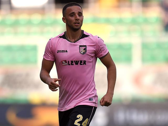 Leeds United are planning talks with midfielder Ouasim Bouy about mutually terminating his contract. (Football Insider)