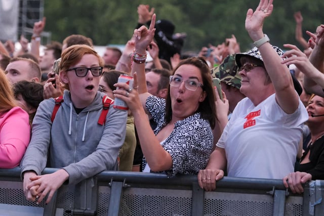 Tramlines 2022 draws to a close on Hillsborough Park after three days of sell-out crowds.