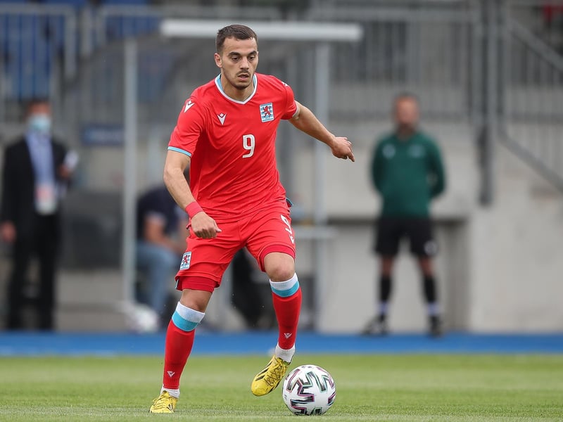 Luxembourg international Danel Sinani is enjoying his loan spell with Huddersfield Town, saying the most important thing is to "help the team" (Eastern Daily Press)