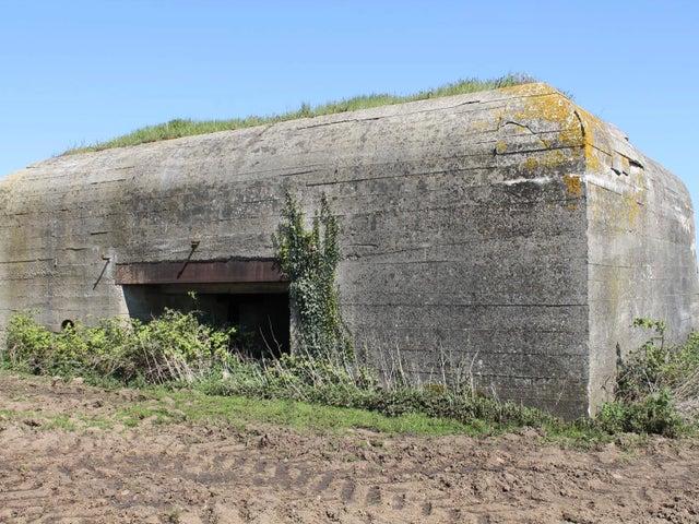 What people outwith Scotland think it means - Somewhere to take shelter. What people in Scotland know it means - A worktop.