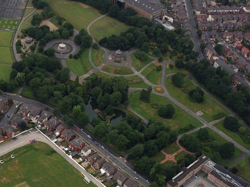 Mesnes Park, Wigan
