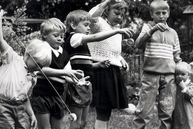 Clive Pickering, Johnathan Pickering, James Cooper, Sarah Cooper, Stephen Pickering and Natalie Pickering with their yo-yos in Walkley on June 1 1989