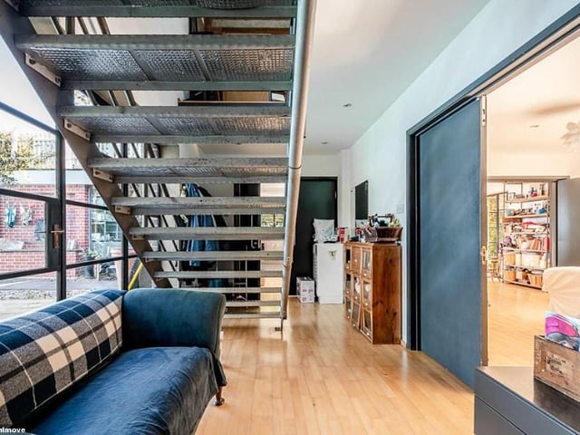 The living space has kept some memorable features, including its staircase where famous faces like Chirs Evans, Danni Minogue and Denise van Outen appeared.
