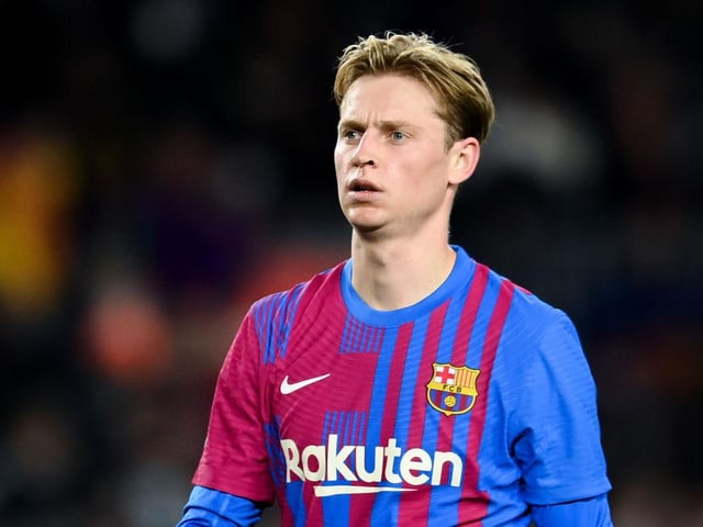New Manchester United boss Ralf Rangnick is eyeing up a £47 million move for Barcelona midfielder Frenkie De Jong. (El Nacional)
(Photo by David Ramos/Getty Images)