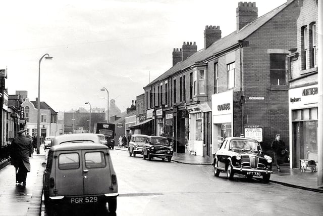 A rainy Autumn day in Sea Road in Fulwell in 1965.