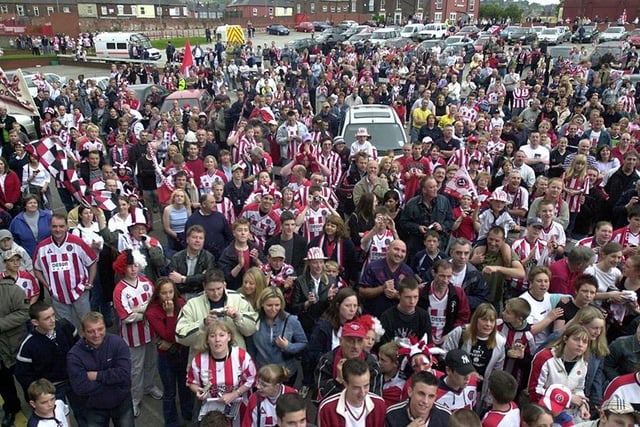 Fans gather at Bramall Lane to meet the players, May 27, 2003