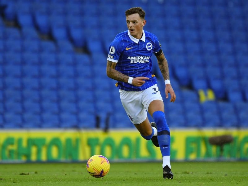 Robinson also believes Leeds should make former defender Ben White their main transfer target, regardless of whether Brighton and Hove Albion are relegated to the Championship. (Football Insider)