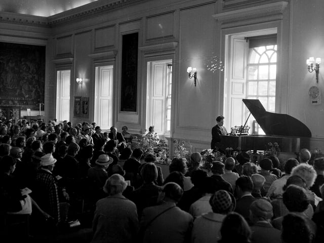 A Chopin concert at Hopetoun House presented by Professor Stafania Niekrasz, president of the Polish Musicians Association Abroad, in August 1964.