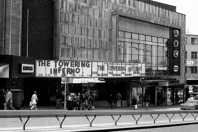 The ABC Cinema,  Angel Street, photographed in 1975 by Jack Wrigley