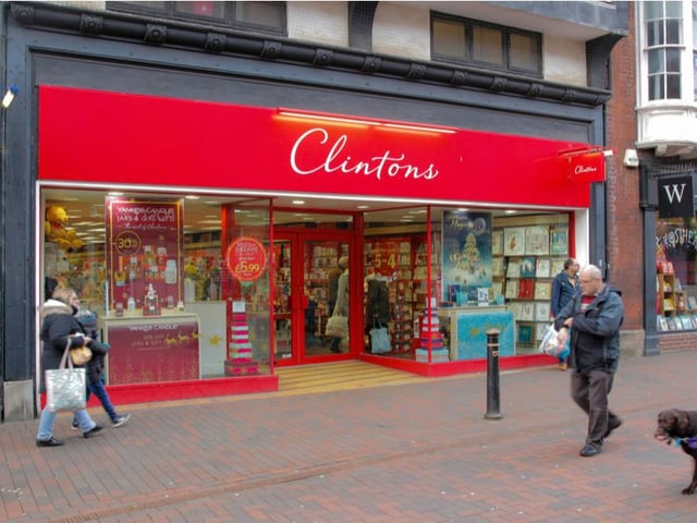 Clintons is recruiting Seasonal Team Members in Crawley and Chichester to help out during the busy festive period, delivering excellent customer service and driving sales on the shop floor. Flexibility is required for the role, which will include working weekends and additional hours during busy times. Apply via careers.clintonsretail.com