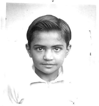 A young Amir.