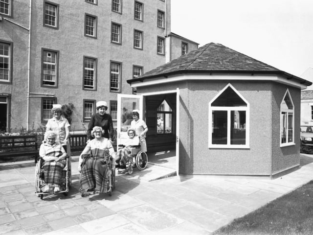 Nurses and patients at Queensberry House hospital in Edinburgh, May 1983. The summer house.
