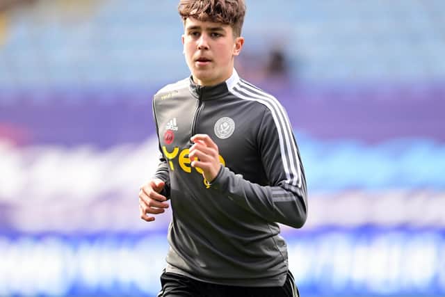 Oliver Arblaster warms up before Sheffield United's game at Coventry City: Ashley Crowden / Sportimage