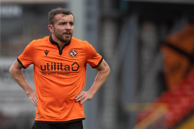 Dundee have made a shock move for Dundee United winger Paul McMullan. The 24-year-old is in the final six months of his contract at Tannadice, allowing the Dens Park side to propose a deal to him which would see him move at the end of the season. McMullan has started just three league games. (Scottish Sun)