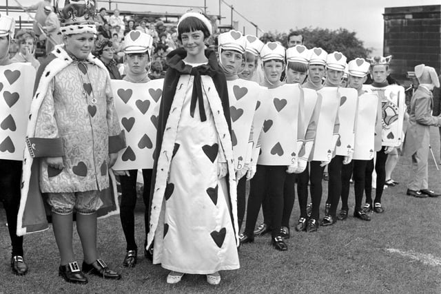 The Queen of Hearts, Lorna Mason, and the rest of the pack