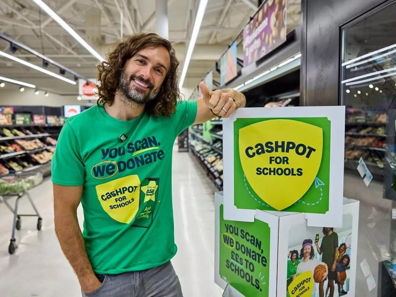 Get ready to move! The nation’s favorite workout guru, Joe Wicks, will host a P.E. session at Wychwood Festival, bringing his signature energy to help festival-goers stay active between the music