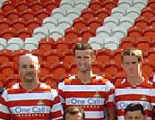 Appearances/Goals: Left: 30/1 - Centre: 2/0 - Right: 2/1