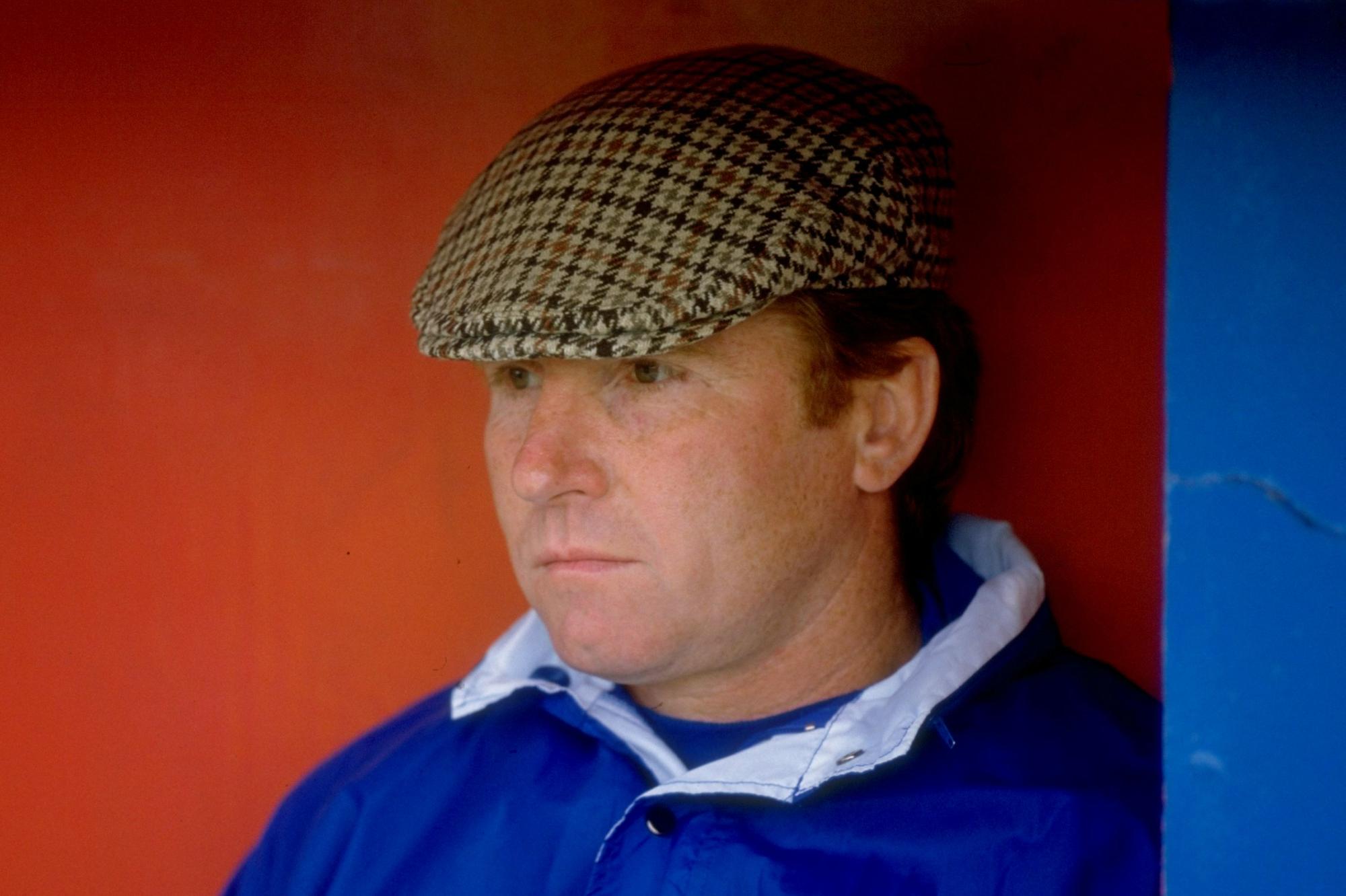 Alan Ball's' side beat rivals Wimbledon 3-1 on New Year's Day 1986. (Mandatory Credit: Russel Cheyne/Allsport)