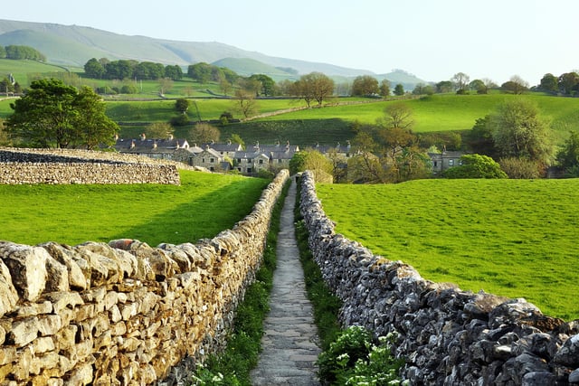 One of the most popular and picturesque towns in the Yorkshire Dales, Grassington sits in an attractive location on the River Wharfe and is surrounded by open countryside, providing an ideal spot for exploring Wharfedale and Nidderdale.