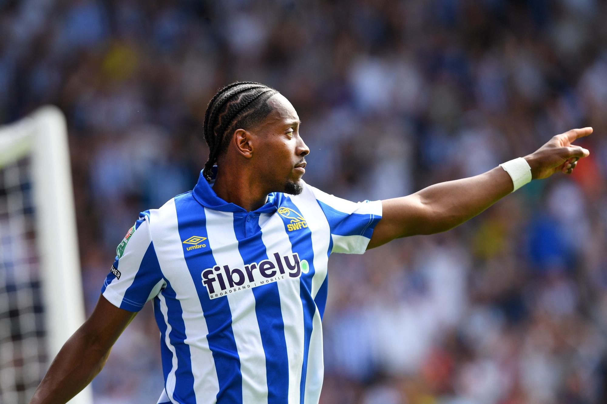 The Sheffield Wednesday instruction Jamal Lowe was given that led to EFL award success
