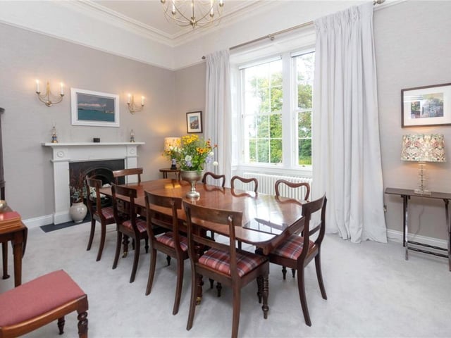 Dining room.