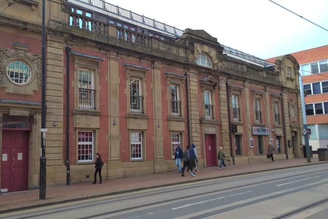 Glossop Road baths, which Robin is astonished is not on the national list.