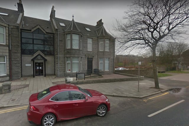 Number of registered patients: 18,234. Address: Oldmachar Medical Practice, 526 King Street, Aberdeen, NA, AB24 5RS