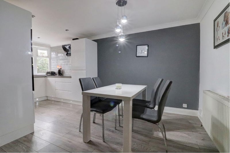 This three bed, terrace house is located on Rutherglen Road and is on the market with Yopa for £110,000. This property has had 835 views over the last 30 days.