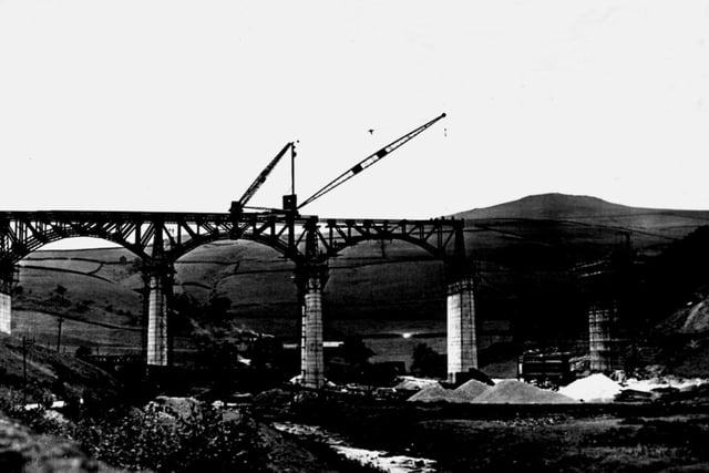 Building of the viaduct for the Ladybower Reservoir
