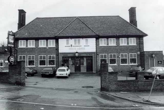 The White Horse pub, Halifax Road, Sheffield, pictured in 1984