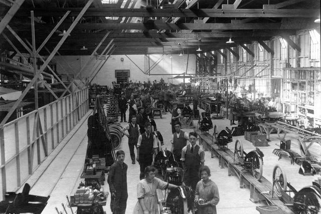 Sheffield Simplex Motor Works Ltd., Fitzwilliam Works, Tinsley, Ner-a-Car Assembly Shop