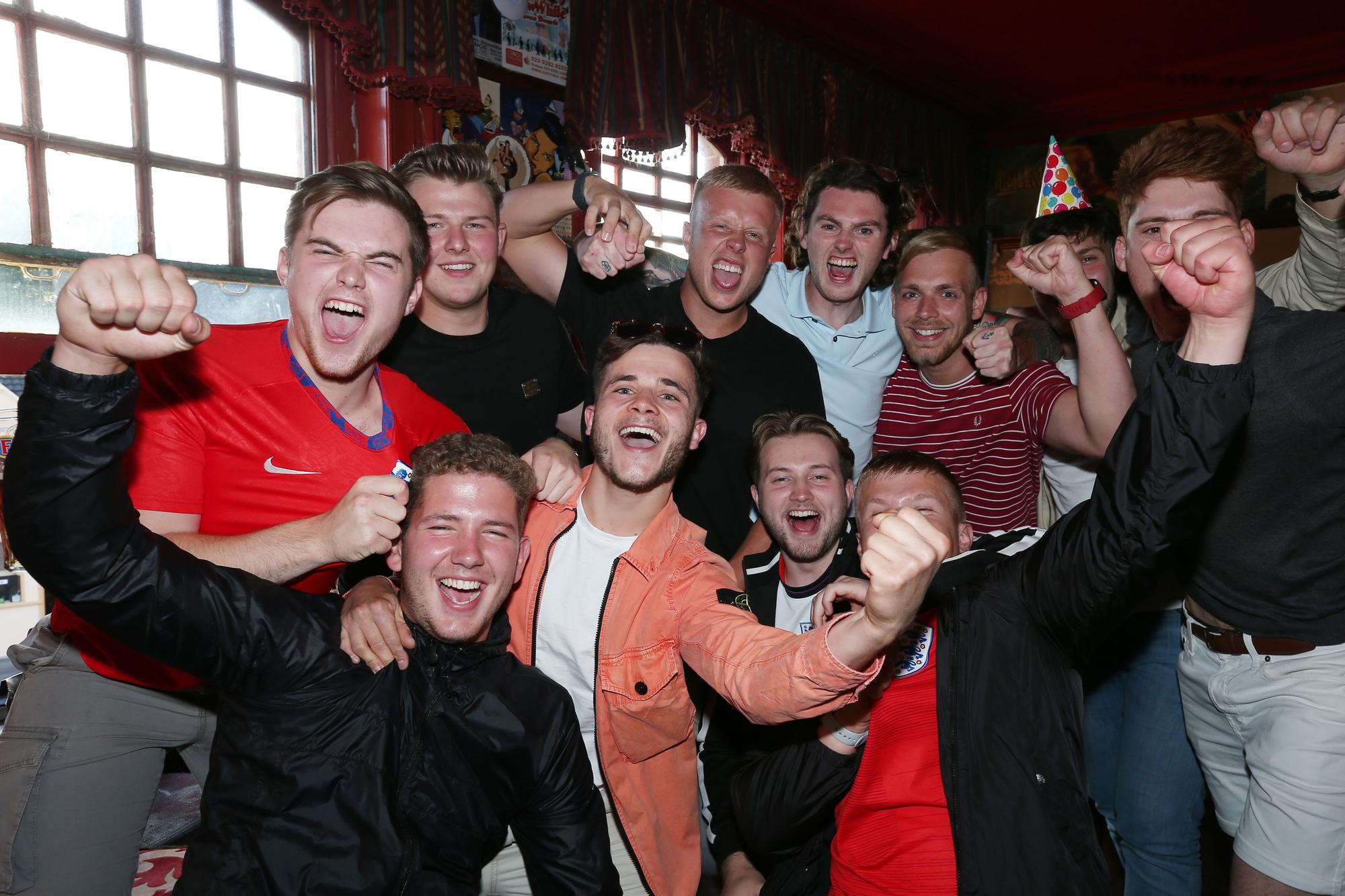 Fans watch England v Ukraine in the quarter finals of Euro 2020, in The Kings pub, Albert Rd, Southsea. Picture: Chris Moorhouse (jpns 030721-14)
