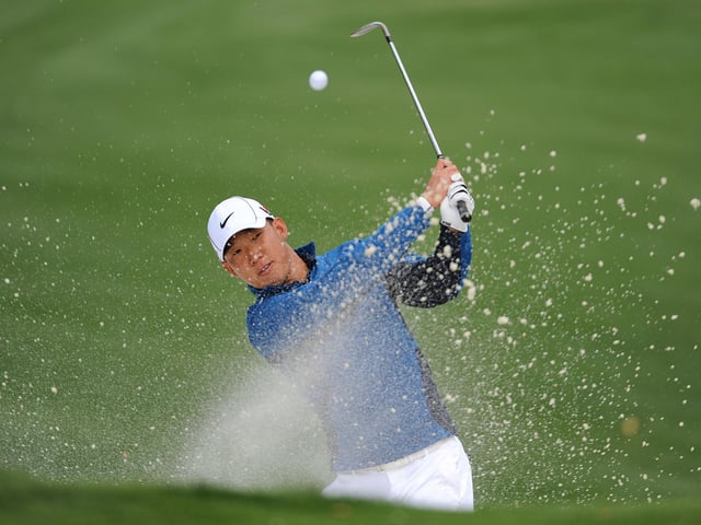 7. Who made the most birdies in a single round at the Masters?
a) Anthony Kim; b) Tiger Woods; c) Mark Calcavecchia