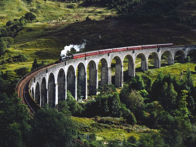 A favourite with tourists every year due to its stunning Highlands location, whether for skiing and snowboarding in the winter or hiking in the summer. And Glenfinnan Viaduct, of Harry Potter fame, is only a short drive away.