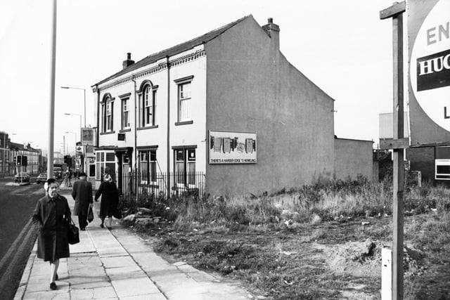 The Dog & Partridge pub, Attercliffe Road, Sheffield, pictured in October 1981