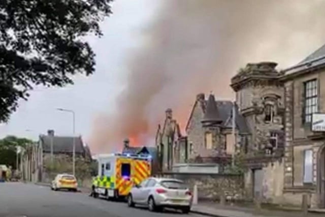 The fire starts to take old at the former high school on Loughborough Road (Pic: Lisa May Young|)