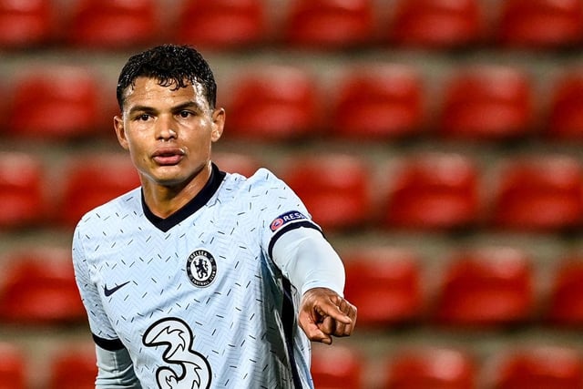 Chelsea have already opened talks with defender Thiago Silva over extending his stay at Stamford Bridge into a second season. (Tuttomercatoweb)