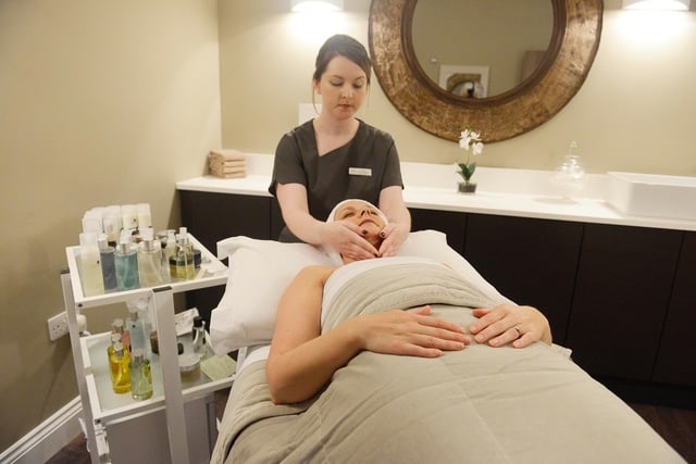 The Beau Monde Spa in Lucker has a 4.9 rating.

Beau Monde offers a range of spa day experiences, from £75 for a half day including a 30 minute spa/beauty treatment of your choice.
https://www.beaumondelucker.com/