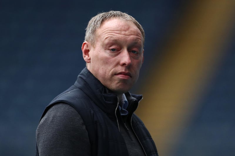 Swansea City boss Steve Cooper has urged his side to pay no attention to the hype surrounding his side, as they continue to push for automatic promotion. They're currently in 3rd place, level on points with 2nd place Watford. (BBC Sport)
