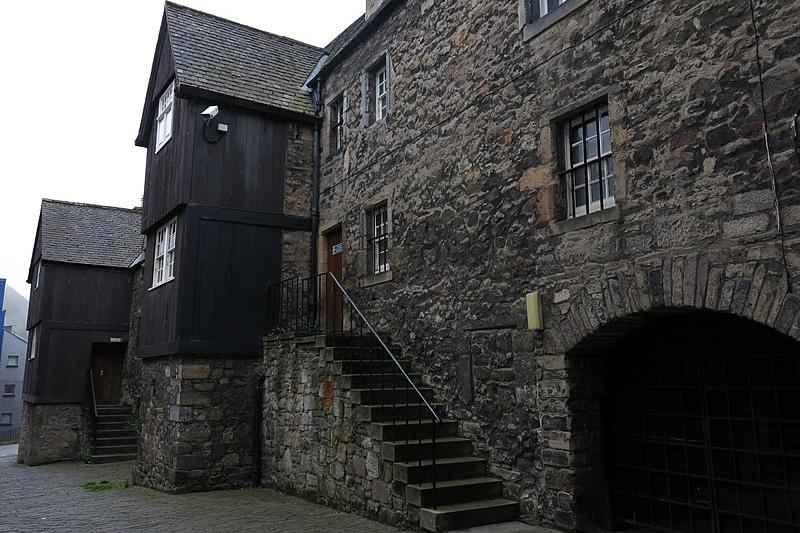 Heading down into the Canongate, another area steeped in history, you can encounter Bakehouse Close, which was recently used to film scenes in time-travelling drama series Outlander.
