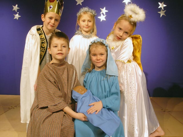 Back L-R are Callum Dorsett, Lily Straw, both seven, Hannah Calvert, six, front L-R are Finlay Nugent, and Megan Aspinall, both six pictured in 2007