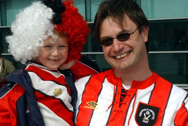 Matt Elliot and his 4 year old son Thomas Elliot at his first Blades match, the FA Cup semi-final at Old Trafford